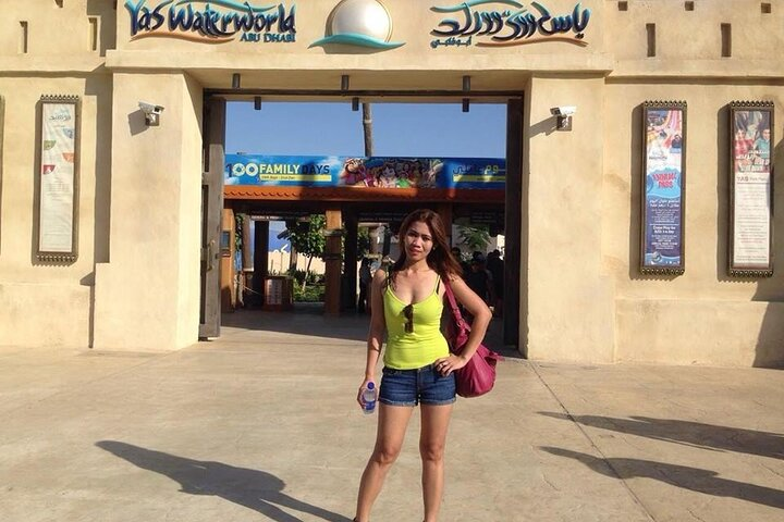 Experience the exciting blend of Abu Dhabi's iconic landmarks and the fun-filled Yas Water World perfect for creating unforgettable memories on a perfect day out.